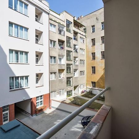 Oli Apartment براغ المظهر الخارجي الصورة